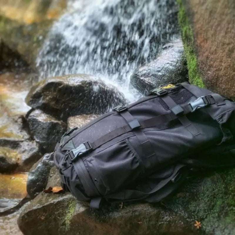 Prometheus Lacuna Medical Bergan Notfallrucksack - L, Schwarz