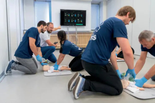Laerdal Resusci Baby QCPR mit Airwaykopf - MedicGate Store